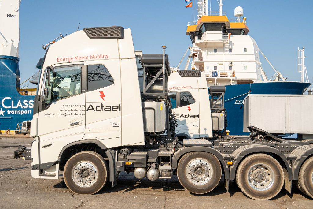 Transformer substation component secured on heavy haulage trailer
